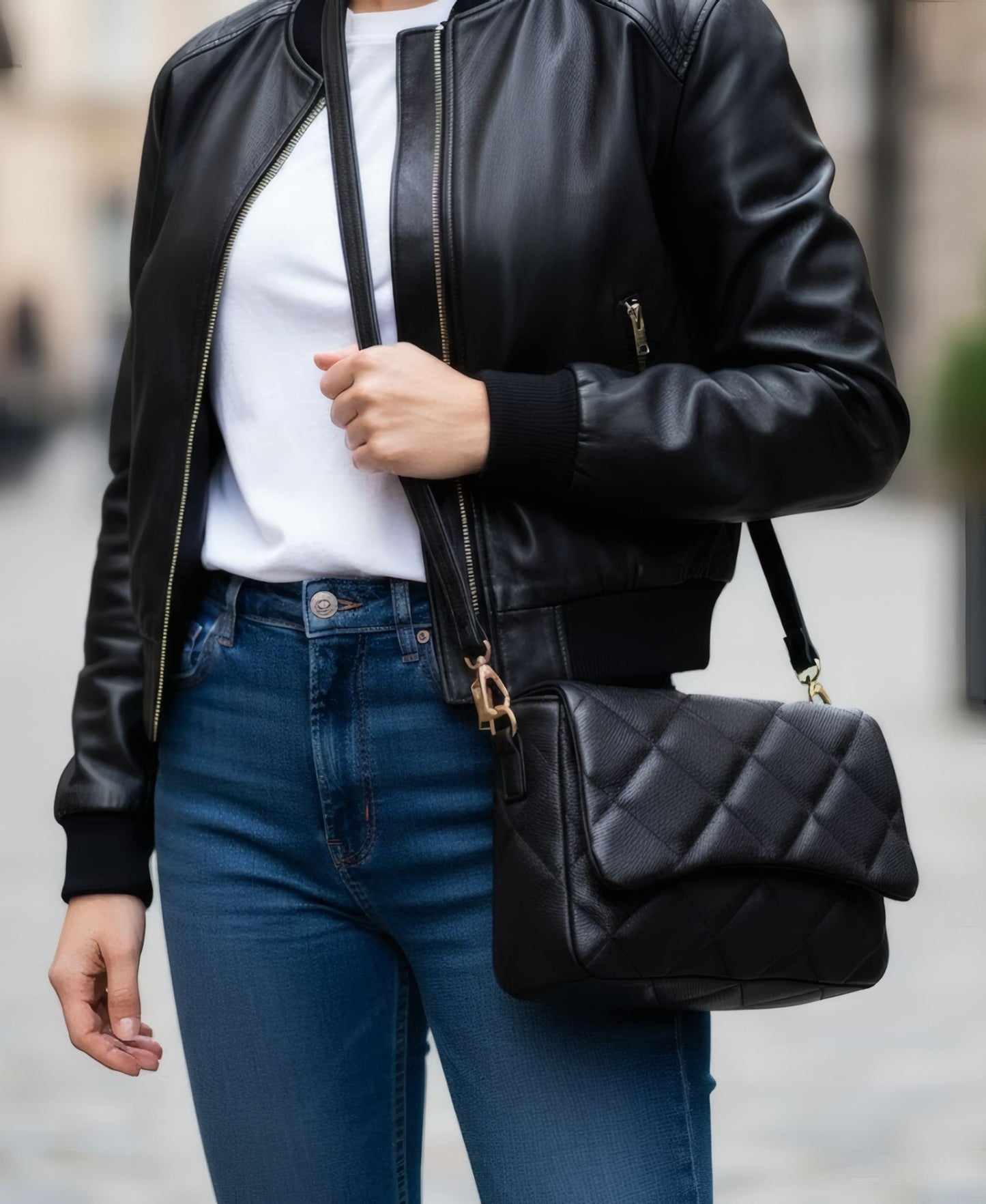 CAPRI – Quilted Leather Crossbody Bag